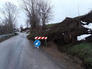Frana sulla SP 128 Montegrimano San Marino