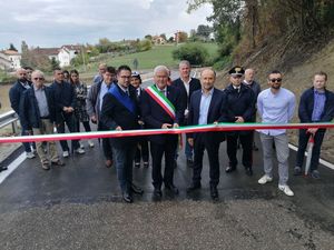 Taglio del nastro Tavoletana
